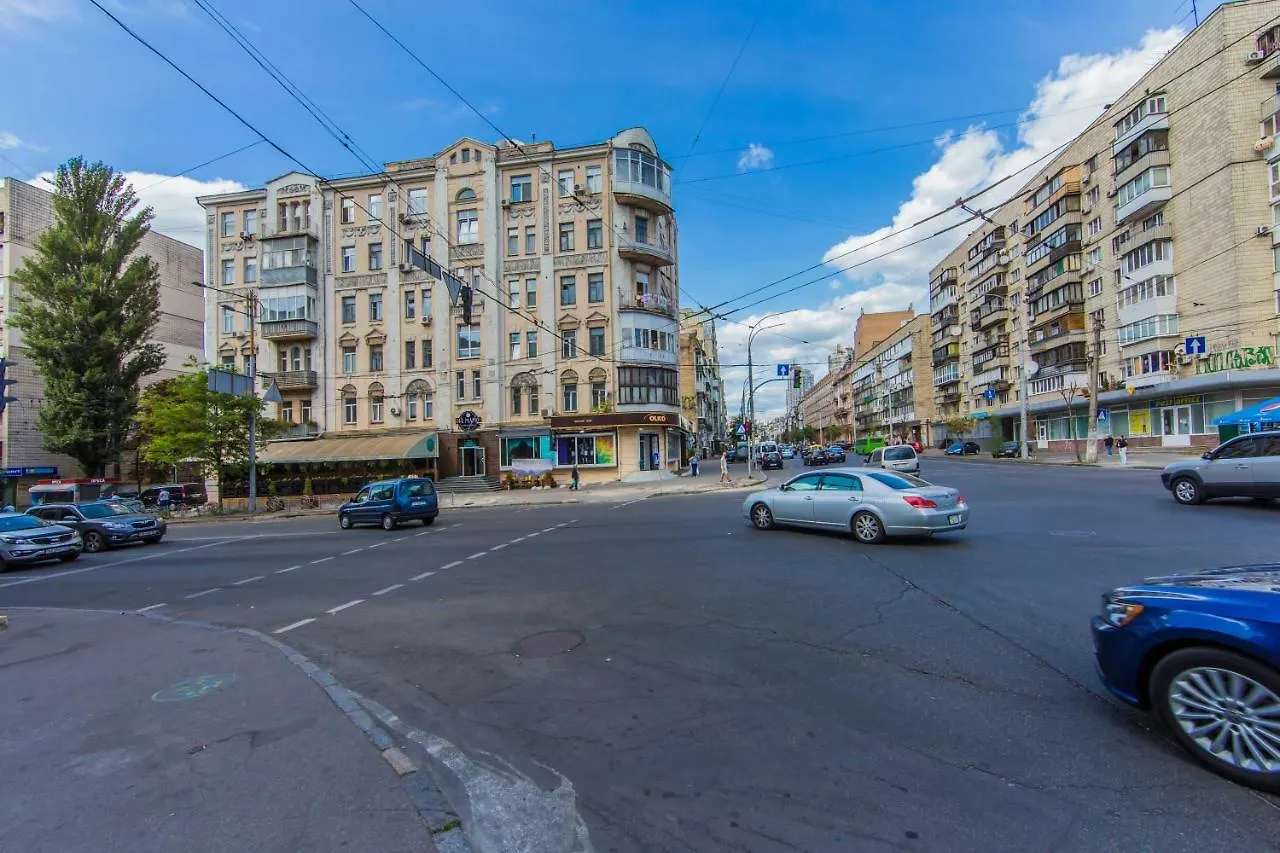 Kyiv Cozy Loft Apartment